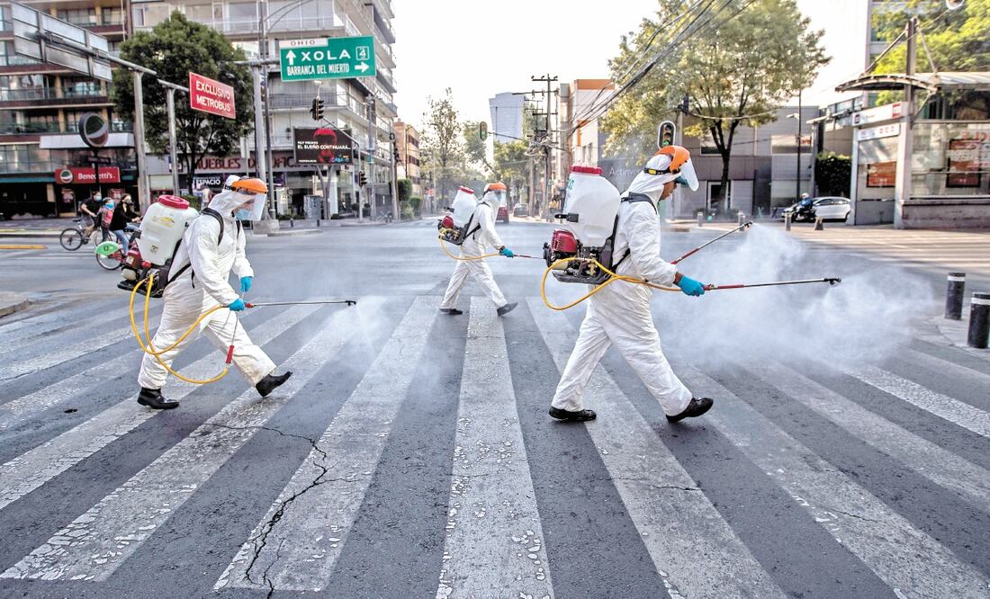 Jesús Esteva Medina, titular de la Secretaría de Obras, informó que se han invertido alrededor de 2 millones de pesos para dicha tarea. Foto: GERMÁN ESPINOSA. EL UNIVERSAL