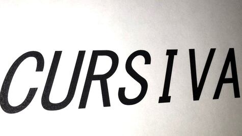 ¿Cuál es el origen de la letra cursiva?
