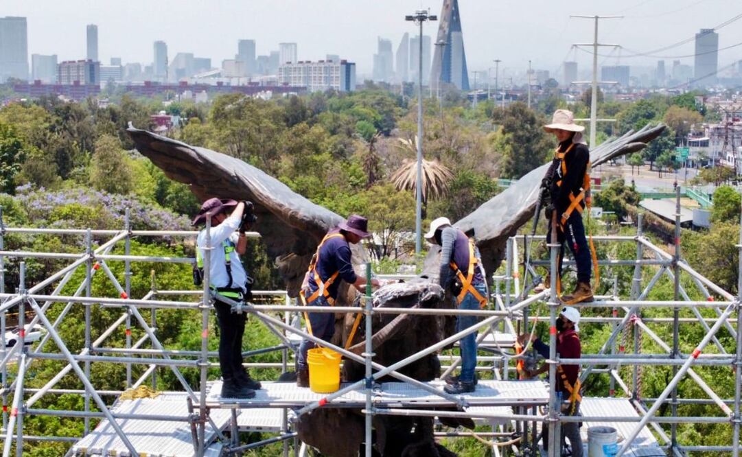 Restauración del Monumento a La Raza. Fotos: Valente Rosas