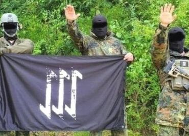 El grupo extremista neonazi en Rusia que busca "incitar una guerra racial" en EU