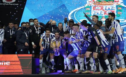  Tecatito Corona y Porto ganan la Supercopa de Portugal “Cándido Oliveira”