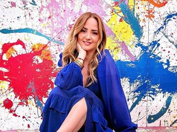 Andrea Legarreta luce outfit de estilo cowboy con baggy jeans