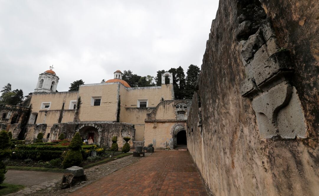 La evaluación de daños que hizo la delegación en el exconvento del Desierto de los Leones difiere de lo que expertos del INAH concluyeron acerca de lo que pasó en el inmueble. Foto: Luis Cortés / EL UNIVERSAL