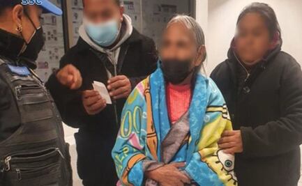 Policías auxilian a abuelita que salió de casa y olvidó el camino de regreso  