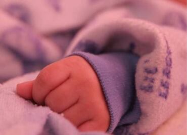 Guardería donde apuñalaron bebés no estaba en el registro del estado de NY