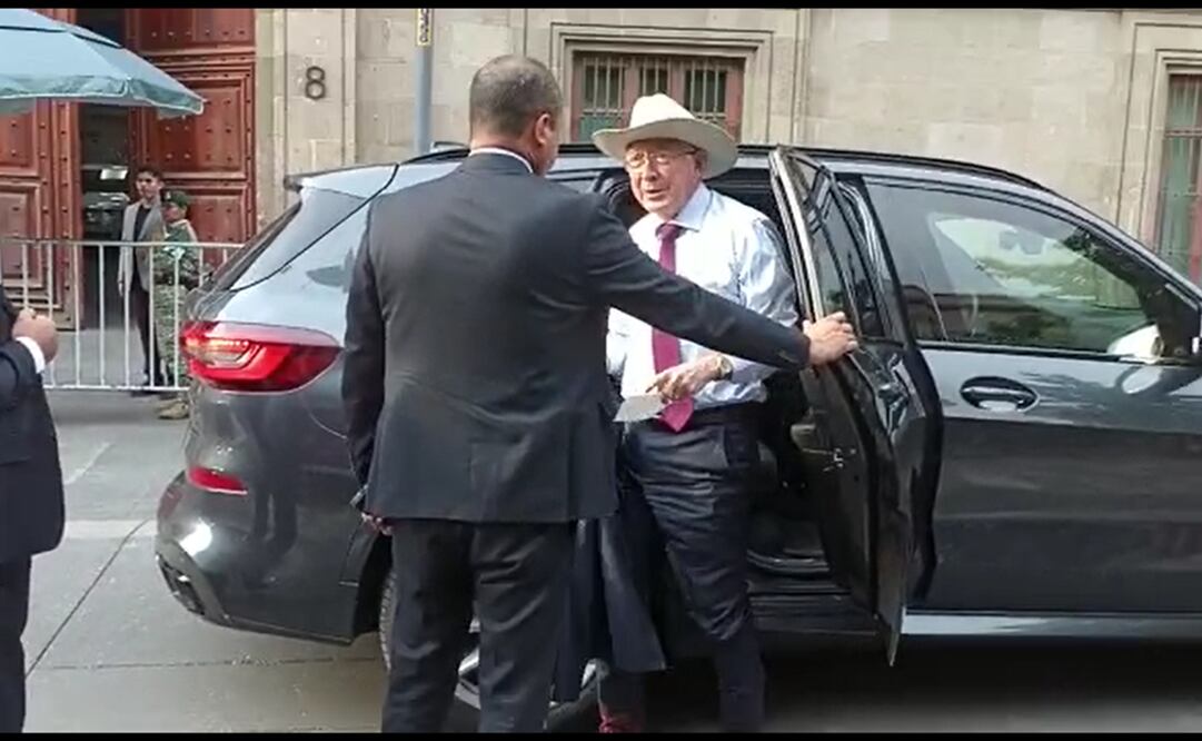Ken Salazar a su llegada a Palacio Nacional. Foto: Especial EL UNIVERSAL