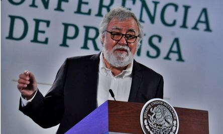 Le estamos “pisando la cola al tigre” en caso Ayotzinapa: Encinas 