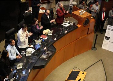 Senado guarda un minuto de silencio por la muerte de Silvia Pinal; políticos se suman a las condolencias