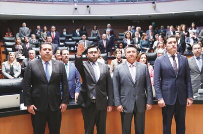 Senado reelige a Gabriel Contreras al frente de  IFT