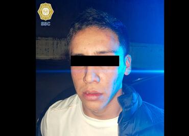 Policía frustra asalto a automovilista afuera de la Universidad Iberoamericana