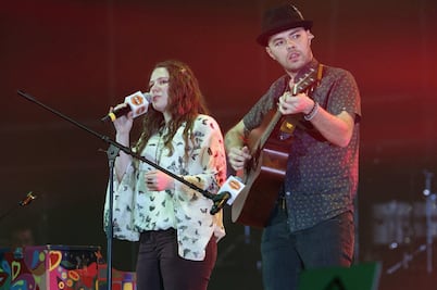 Jesse & Joy llevan al puerto su gira “Un besito más”