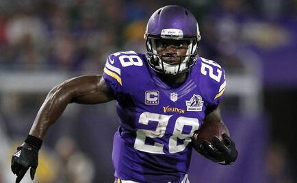 Adrian Peterson llega a los Saints
