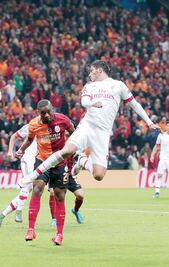 Pésimo día de mexicanos en la Champions