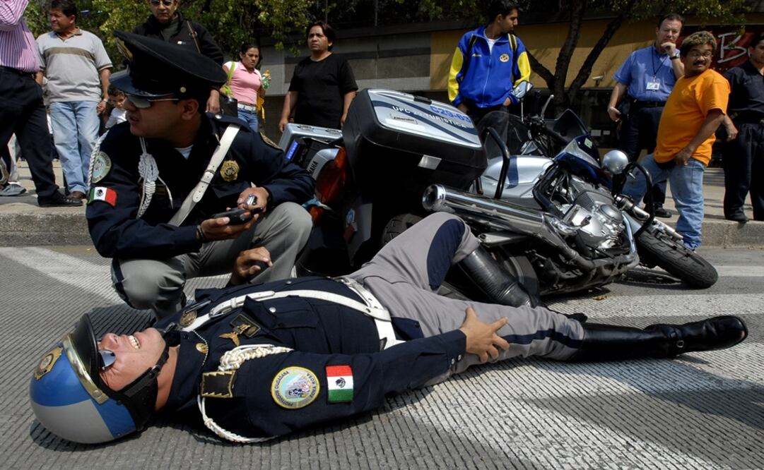 Agreden, al menos, un policía al día: diputada