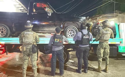 Decomisan armas, equipo táctico y presunta droga en Chiapas; aseguran tres motocicletas y una camioneta