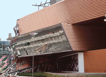 Imputan a dos por derrumbe de Plaza Artz Pedregal