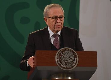 El secretario ausente al festejo de AMLO