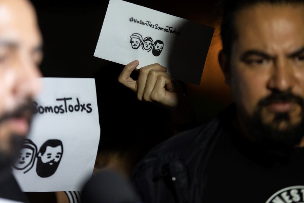 Protesta por el asesinato de los tres estudiantes. Fotografía de Rodolfo Ayala EL UNIVERSAL