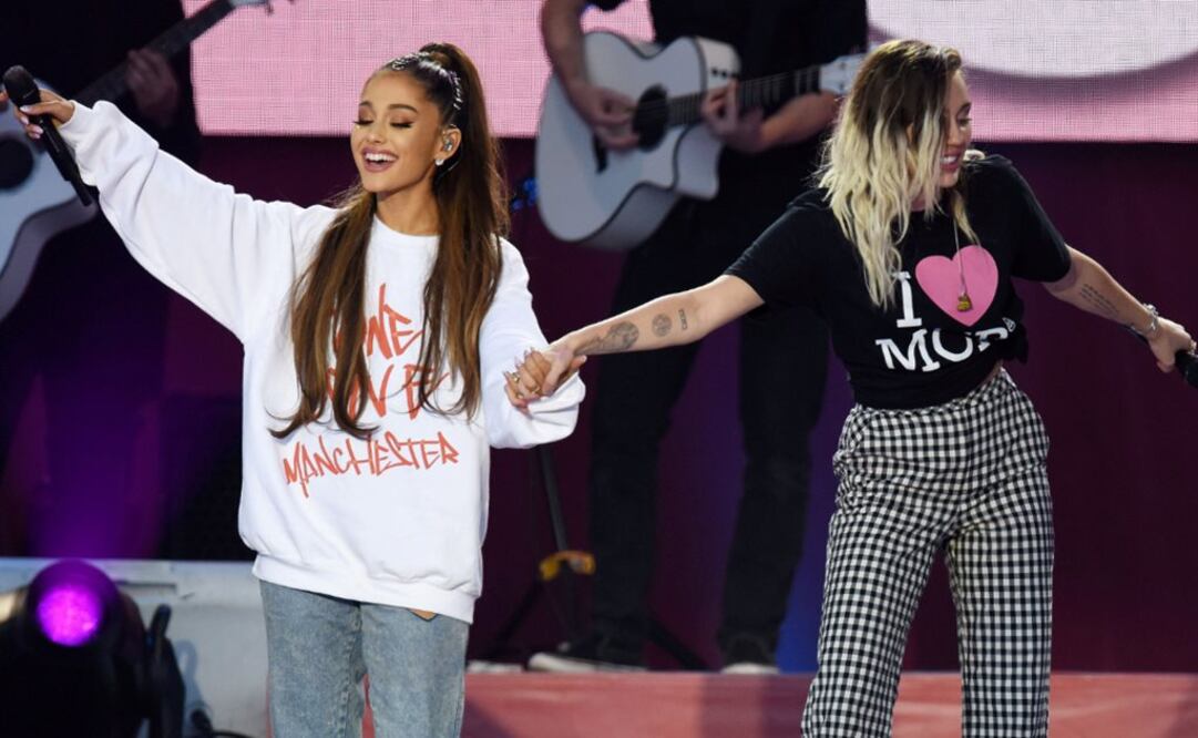 El fin de semana se presentó en Manchester en un concierto a beneficio, con estrellas como Miley Cyrus  FOTO: REUTERS