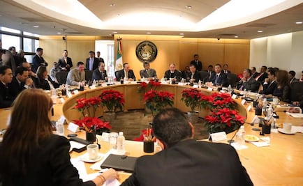 Raúl Cervantes se reúne con diputados 