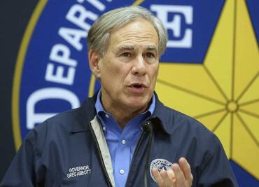 Gobernador de Texas amenaza con declarar una "invasión" ante aumento de migrantes