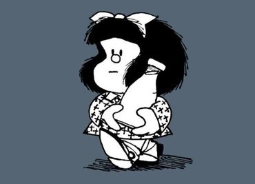 ¿Cuál es el hábito de la Tía Paca que molesta a Mafalda?