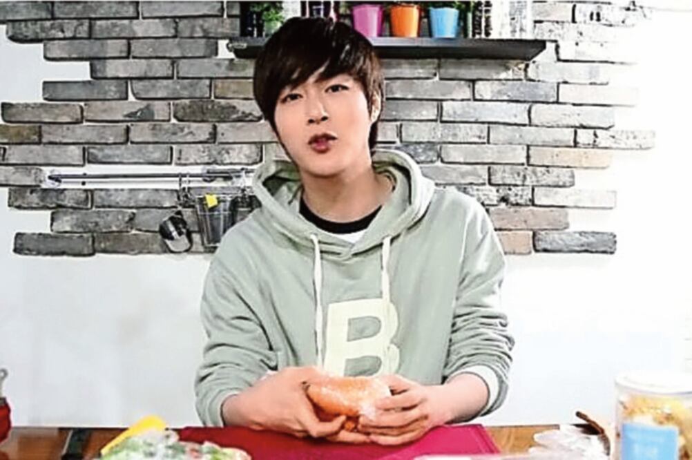 Min-woo también fue actor de k-dramas. Foto: Cortesía 