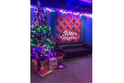 Los Polinesios inauguran la Navidad en Six Flags