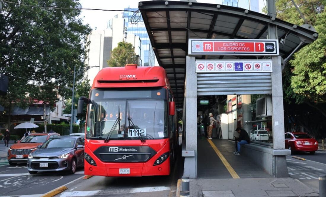 El Gobierno de la Ciudad de México cambió el ícono de la estación Ciudad de los Deportes de la Línea 1 del Metrobús. Foto: especial