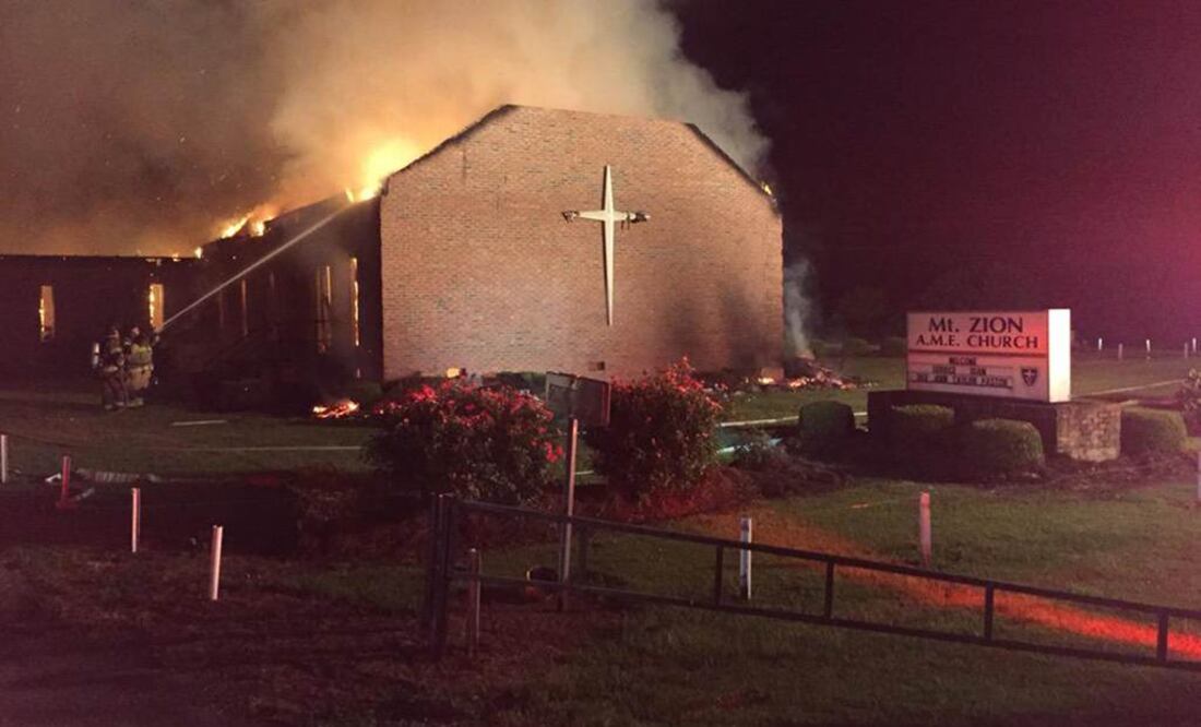 El último se produjo anoche en la iglesia metodista africana Mount Zion de Greeleyville, una pequeña localidad a 120 kilómetros de Charleston, informaron las autoridades locales Foto: Reuters
