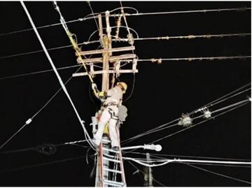 Frente frío dejó sin luz a medio millón de usuarios en seis estados; CFE restableció en 99% el suministro