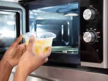 Cuál es el mejor lugar para poner el horno de microondas