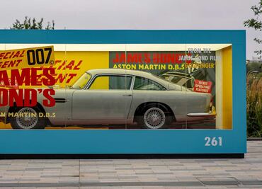 Aston Martin celebra el regreso de James Bond con un DB5 edición especial