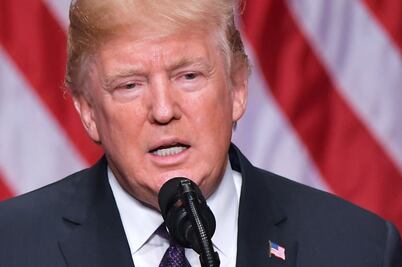 Abogado de Trump pagó a actriz porno para acallar encuentro sexual del presidente: WSJ