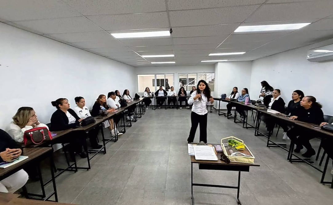 La Unidad Mixta de Defensa Legal y Atención Psicológica para Policías y sus Familias da terapia emocional obligatoria a los 3 mil elementos que conforman la Policía de Ciudad Juárez. Foto: Paola Gamboa / EL UNIVERSAL