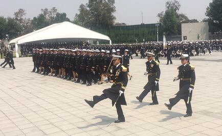 Se gradúan especialistas en sanidad naval