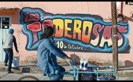 En un corto, Cyndi Lauper y Paulina Rubio unen voces