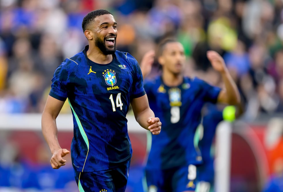 Brasil en festejo de gol, durante un partido amistoso contra Francia, rumbo al Mundial de 2026 - Foto: EFE