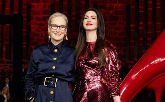 Anne Hathaway y Meryl Streep se rinden a la cumbia de Los Ángeles Azules