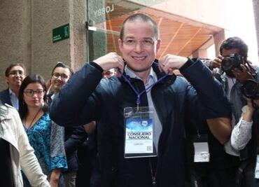 Arriban panistas al Consejo Nacional; llega Ricardo Anaya