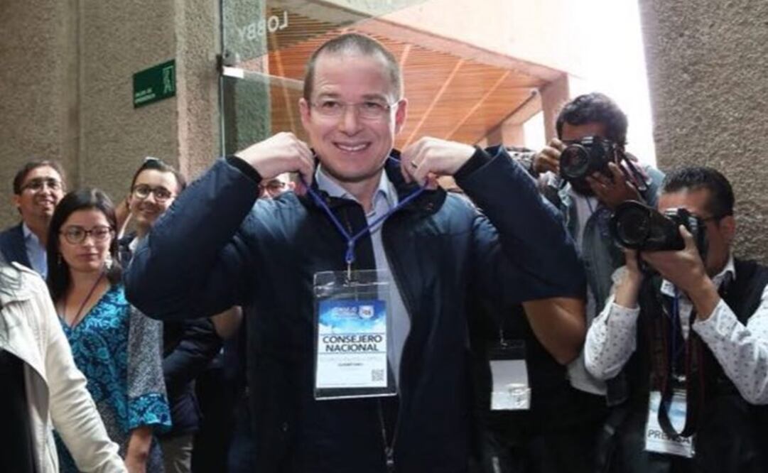 Ricardo Anaya Cortés a su llegada a la sede nacional del PAN. Foto: Especial