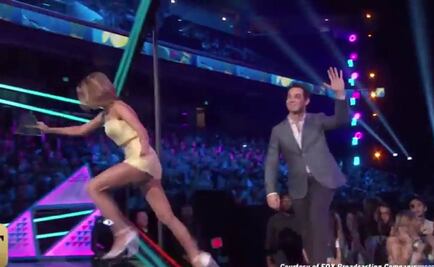 Sarah Hyland y su tropiezo en los Teen Choice Awards