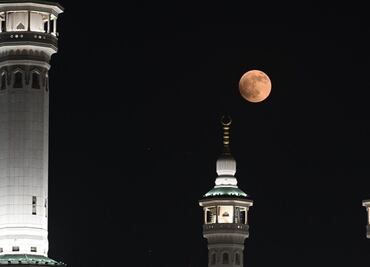 Así se vio el Eclipse Lunar 2025; usuarios comparten sus mejores imágenes de la Luna de sangre