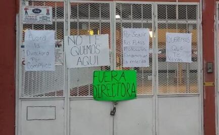 Exigen destitución de directora de primaria donde profesor es acusado de violencia sexual en Coahuila