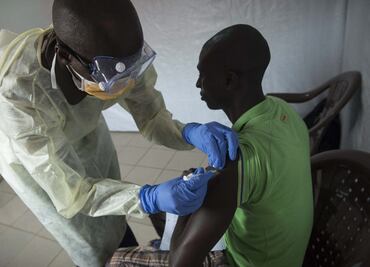 El virus del Ébola puede reactivarse en personas recuperadas hasta cinco años más tarde