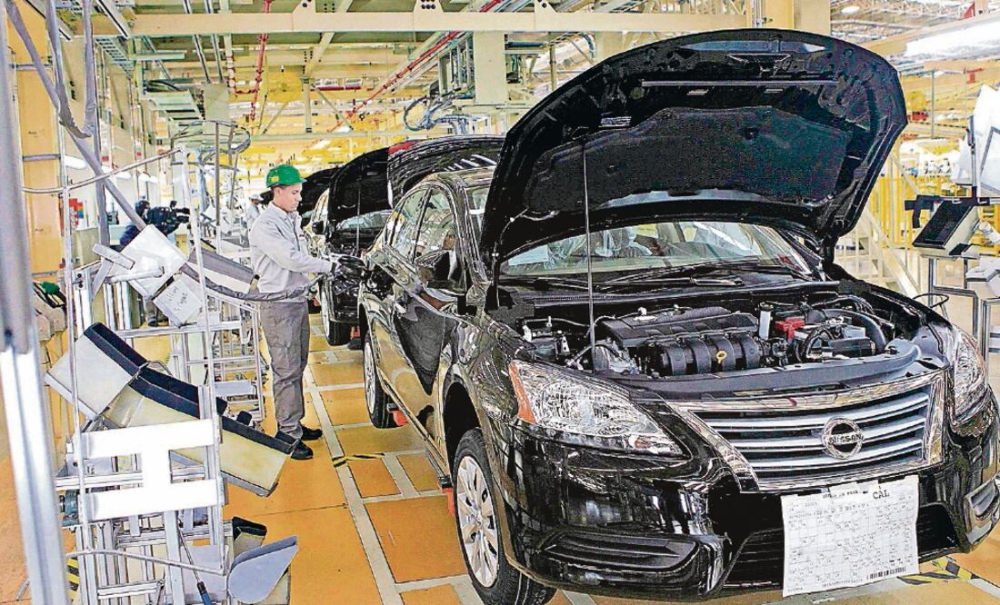 Proyección de ventas anual. Sin los datos de la armadora japonesa, la AMIA informó que se tiene una exportación de 972 mil unidades, para un crecimiento de 15.3% (ARCHIVO EL UNIVERSAL)