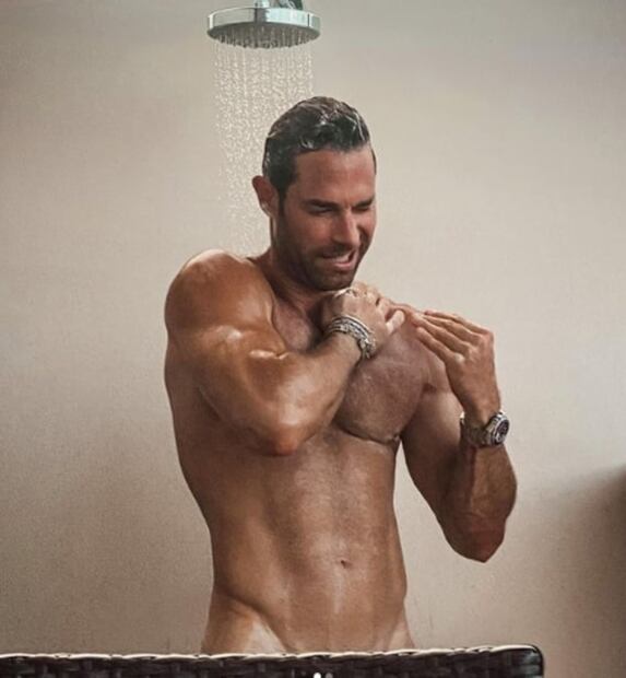 Angelique Boyer fotografía a Sebastián Rulli como dios lo trajo al mundo y levanta pasiones en seguidoras 