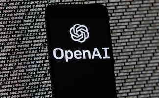 OpenAI se disculpa por no alertar a autoridades tras conversación de tiroteo en Canadá; ataque armado causa 8 muertos