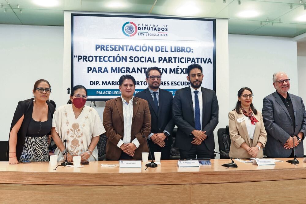 En la Cámara de Diputados ayer se llevó a cabo la presentación del libro Protección social participativa para migrantes en México Foto: Hugo Salvador EL UNIVERSAL