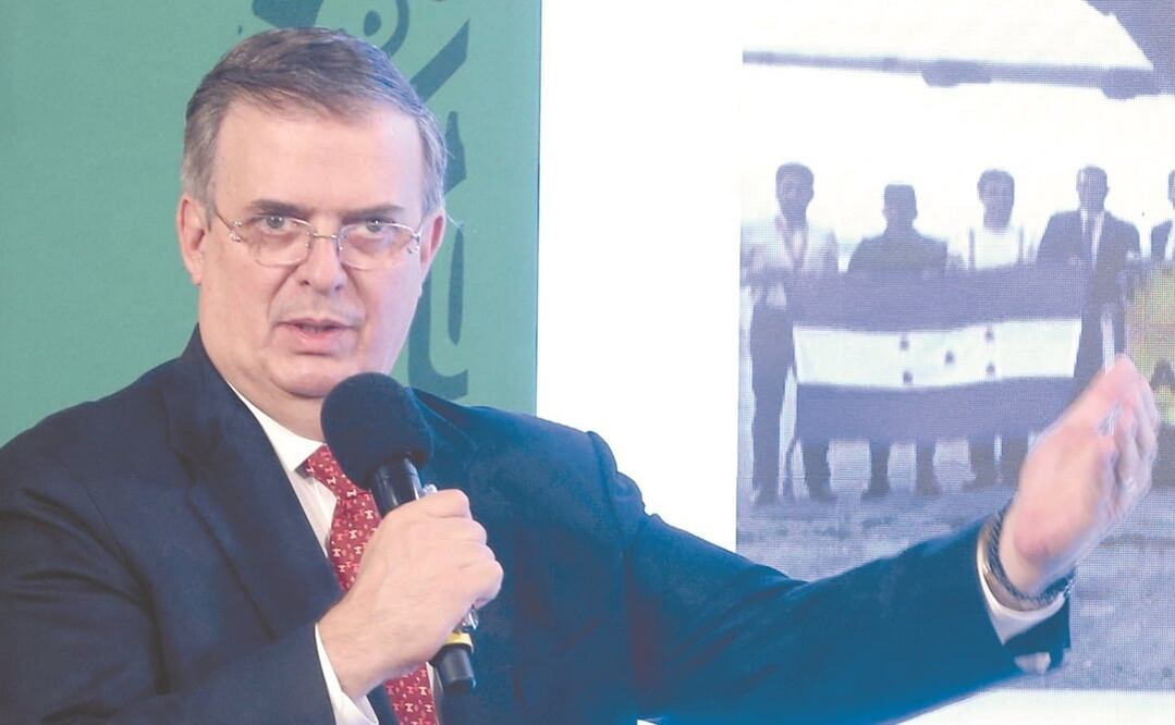 El canciller mexicano, Marcelo Ebrard, en la mañanera en Palacio Nacional, el martes pasado al hablar de la reunión. Foto: Sáshenka Gutiérrez. EFE